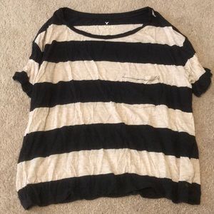 american eagle T-shirt
